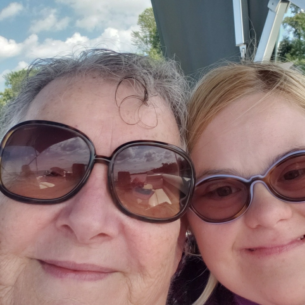 Meet your Posher, Jeanne